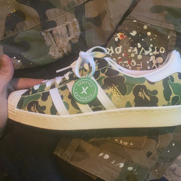 Bape superstars ‘80 bran new. Need gone. Throw prc - Picture 3 of 8